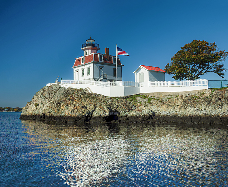 Pomham Rocks Lighthouse