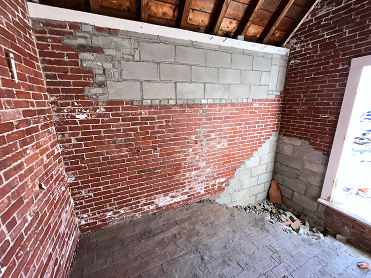 Portsmouth Harbor oil house interior