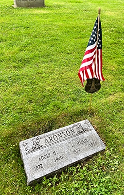Keeper Aronson grave