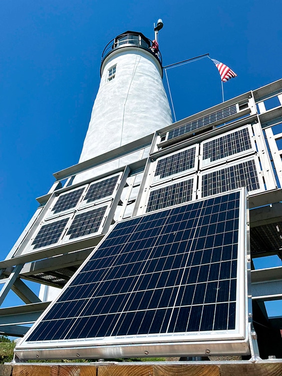 Bakers Island Lighthouse