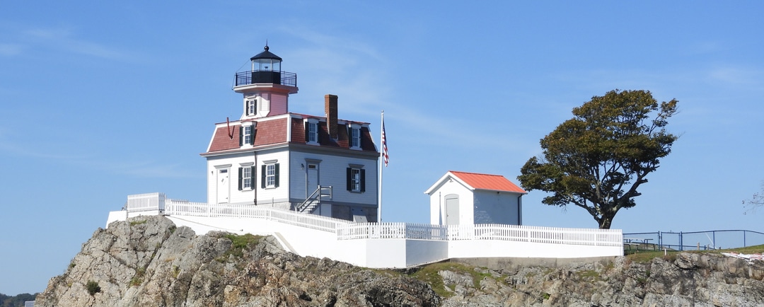 Pomham Rocks Lighthouse Chimney Restored